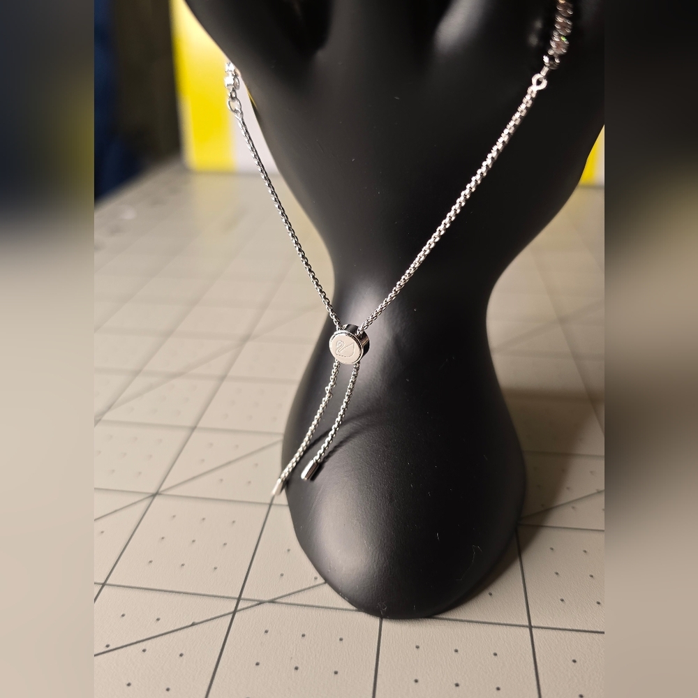 Elegant Swarovski Silver Tone Bracelet